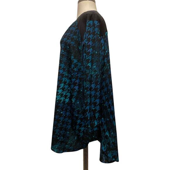 Catherines Size 4X Blue Print Casual Button Front Tunic Top - Picture 2 of 5